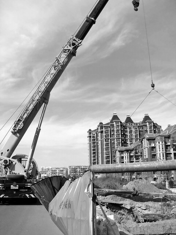 管道施工拖住小区供热步伐