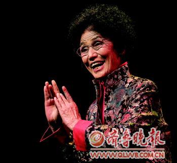 刘桂松真情演绎山东梆子. 本报记者 邓兴宇 摄