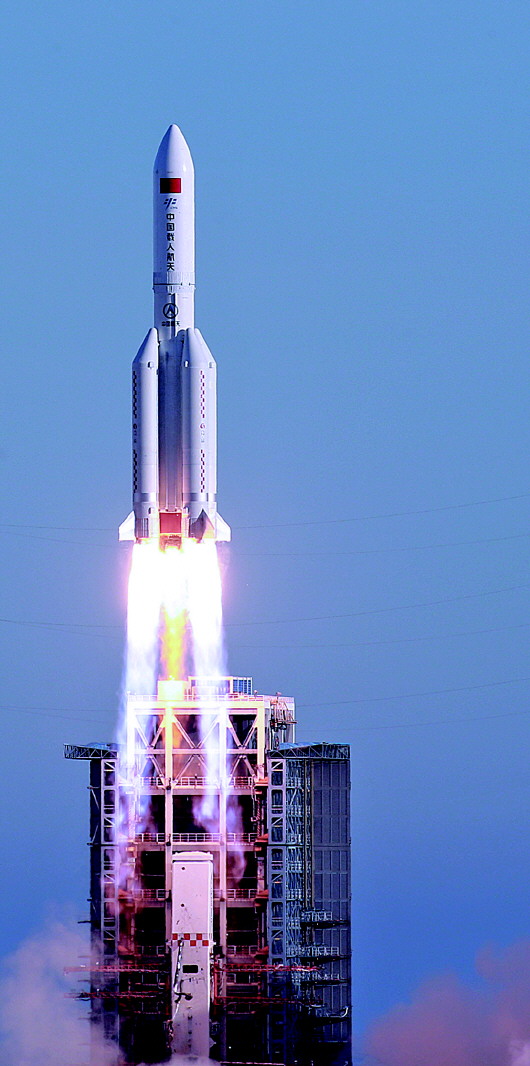 5月5日,长征五号b运载火箭在海南文昌首飞成功,正式拉开我国载人航天